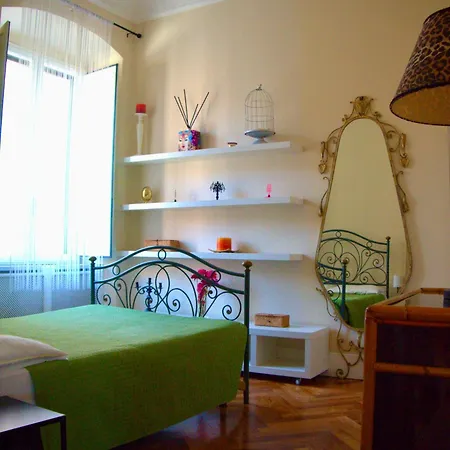 Casa Lady Bug Апартаменты Кальяри